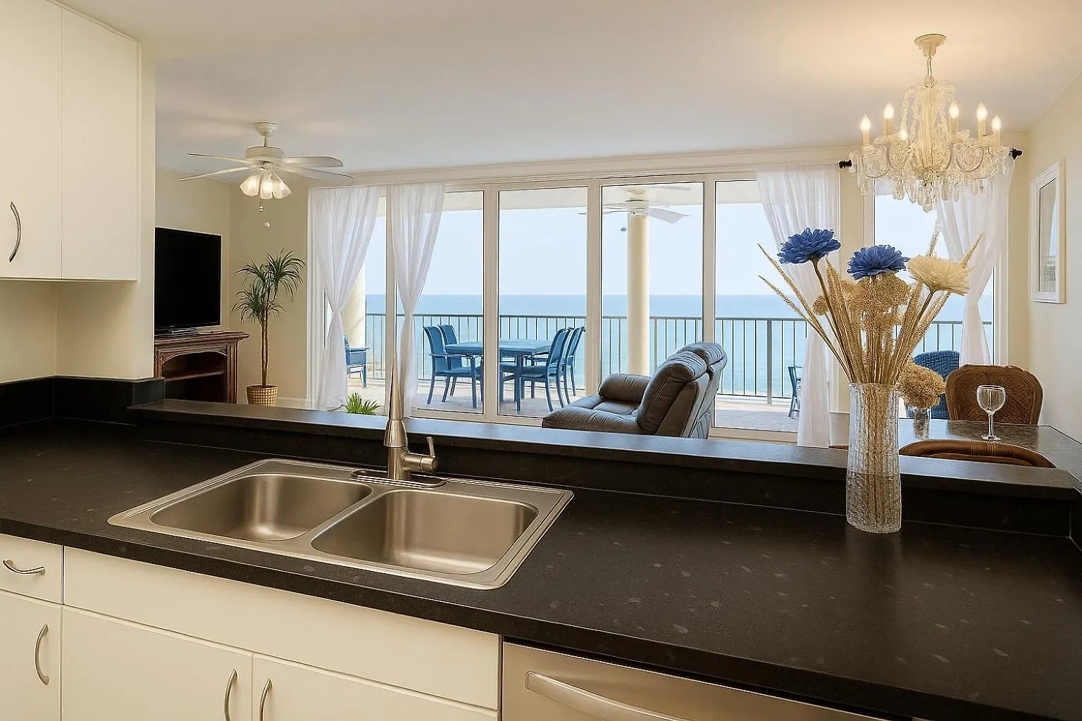 Gulf Front Private Balcony 2 Bed 2 Bath Luxury Apartment Panama City Beach 0*,  United States